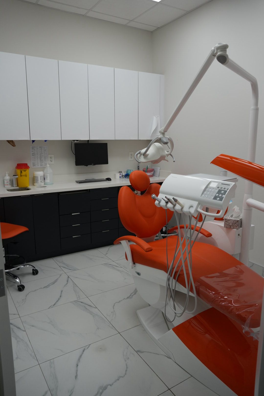 Eglinton Oak Dental dental clinic in Mississauga - Photo 3
